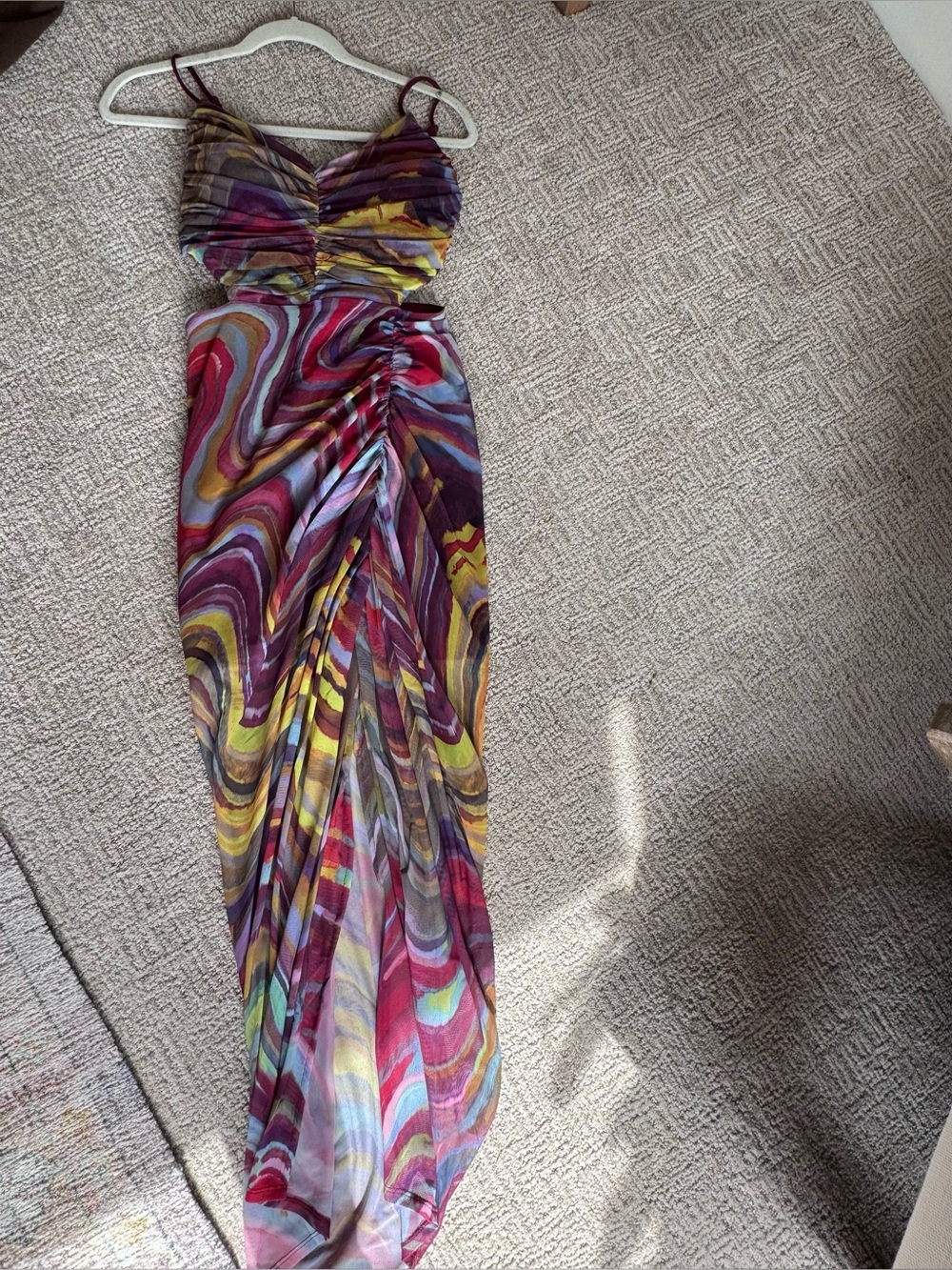 Express dress with side cutouts, 70s print, size XS